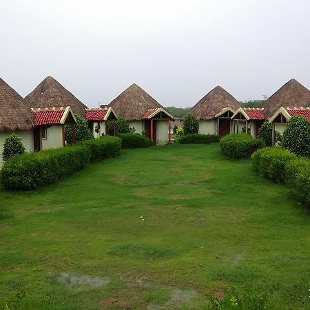 Rann Village Resort Bherandiala ภายนอก รูปภาพ